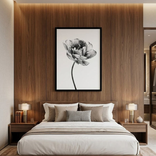 Tulip en Noir Art Print